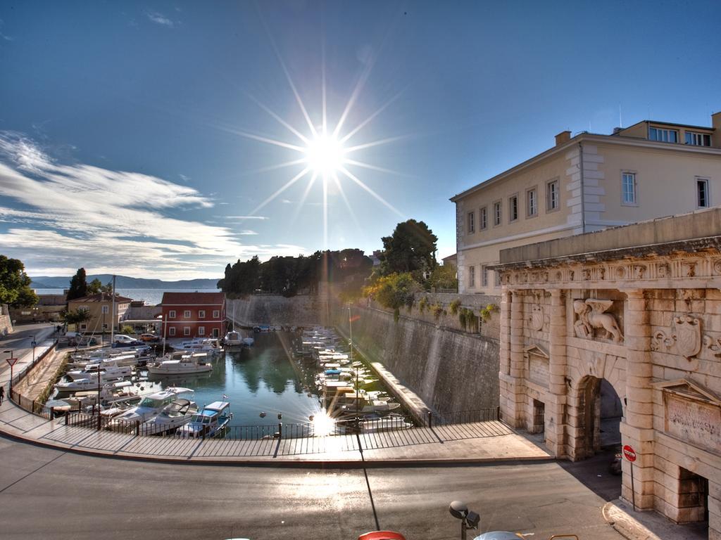 Old Town Seafront Apartma